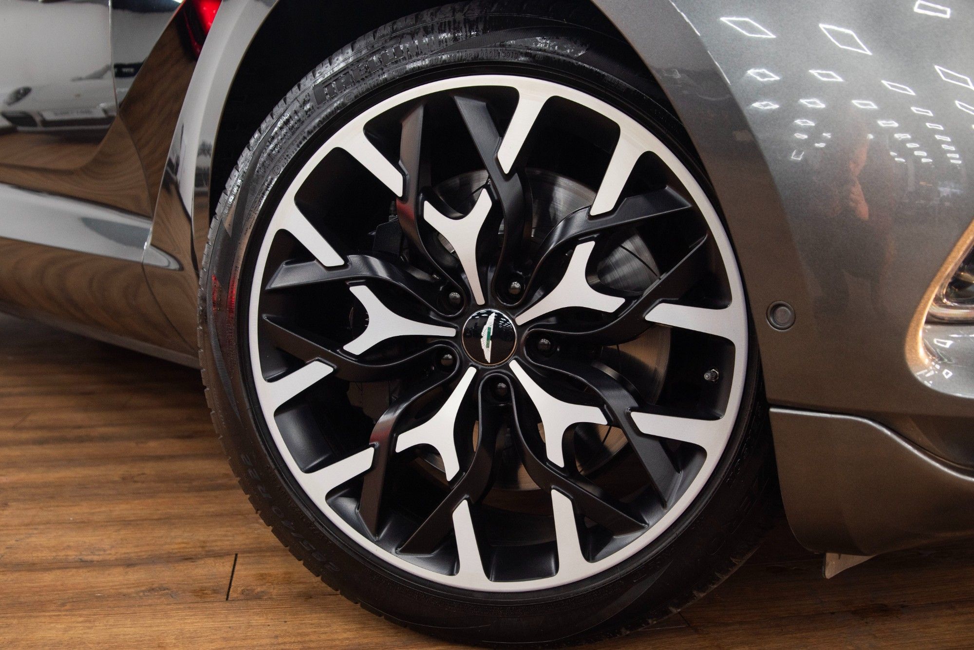 USED 2020 J ASTON MARTIN DBX 4.0 V8 SUV 