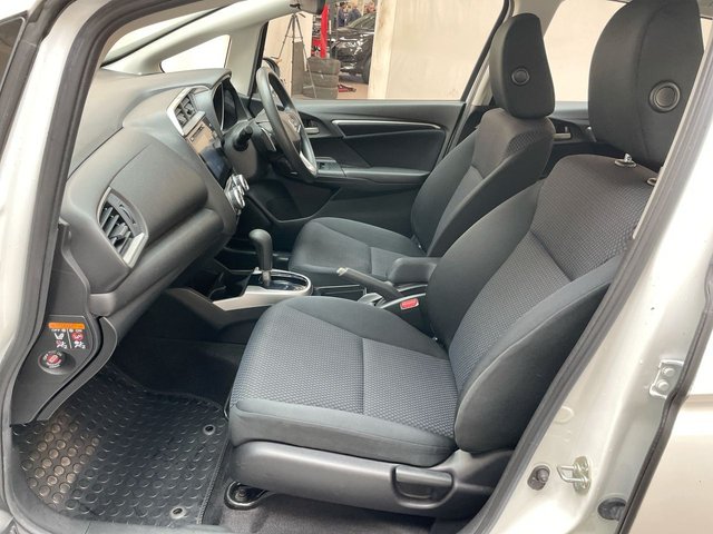 USED 2018 68 Honda Jazz 1.3 I-Vtec SE Hatchback 5dr Petrol Cvt Euro 6 (s/S) (102 Ps) Cruise Control + Parking Sensors