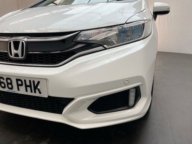 USED 2018 68 Honda Jazz 1.3 I-Vtec SE Hatchback 5dr Petrol Cvt Euro 6 (s/S) (102 Ps) Cruise Control + Parking Sensors
