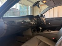 USED 2009 09 BMW 5 SERIES 2.0 520d SE Business Edition Saloon 4dr Diesel Manual Euro 4 (177 ps)+2 KEYS+LEATHER+MEDIA+BLUETOOTH+HISTORY+ 2 KEYS+HISTORY+ALLOYS+CRUISE+FULL LEATHER SEATS+BLUETOOTH+NAV+AIRCON+HPI CLEAR