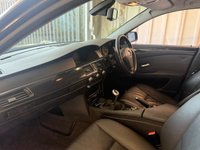 USED 2009 09 BMW 5 SERIES 2.0 520d SE Business Edition Saloon 4dr Diesel Manual Euro 4 (177 ps)+2 KEYS+LEATHER+MEDIA+BLUETOOTH+HISTORY+ 2 KEYS+HISTORY+ALLOYS+CRUISE+FULL LEATHER SEATS+BLUETOOTH+NAV+AIRCON+HPI CLEAR