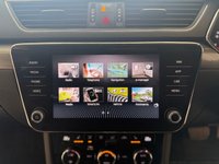 USED 2021 21 SKODA SUPERB 1.4 TSI iV 13kWh SE L Hatchback 5dr Petrol Plug-in Hybrid DSG Euro 6 (s/s) (218 ps)+1 FORMER KEEPER+2 KEYS+FSH+LEATHER SEATS+MEDIA+NAVIGATION+APPS 2 KEYS+1 FORMER KEEPER+FSH+NAV+FULL LEATHER SEATS+CLIMATE+CRUISE+ALLOYS+BLUETOOTH+MEDIA+PARKING SENSORS+HEATED FRONT SEATS+HPI CLEAR