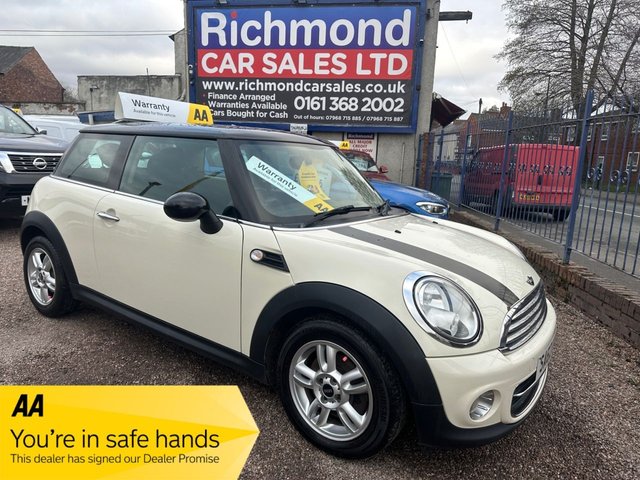 View our MINI Hatch 1.6 Cooper Hatchback 3dr Petrol Manual Euro 5 (s/s) (122 ps)