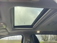 USED 2016 16 NISSAN NAVARA 2.3 dCi Tekna Pickup Double Cab 4dr Diesel Auto 4WD Euro 5 (190 ps) LEATHER + SUNROOF + TOWBAR * NO VAT