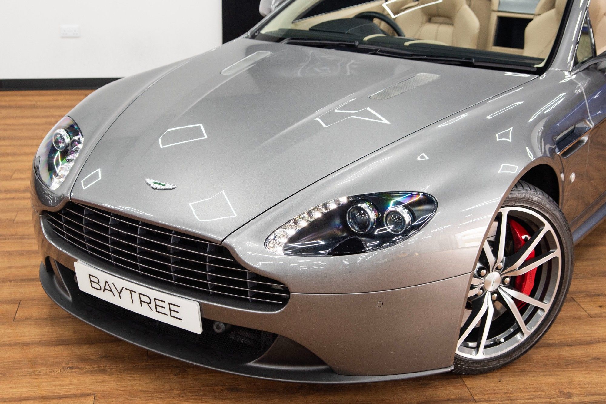 USED 2016 16 ASTON MARTIN VANTAGE 4.7 V8 Roadster 2dr Petrol Sportshift II  