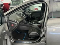 USED 2017 FORD FOCUS 2.3T EcoBoost RS Hatchback 5dr Petrol Manual AWD Euro 6 (s/s) (350 ps) FULL SERVICE HISTORY + 2 KEYS + CLIFFORD ALARM SYSTEM + LUXURY PACK