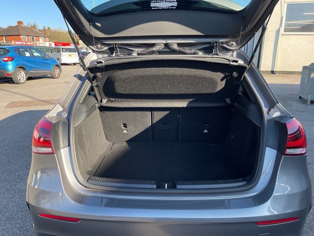 2018 Mercedes-Benz A-Class 1.3L Amg Line 5dr - Photo 7