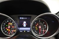 USED 2017 67 MERCEDES-BENZ SLC 2.1 SLC250d AMG Line Convertible 2dr Diesel G-Tronic Euro 6 (s/s) (204 ps) HEATED AIR SCARF HEATED SEATS PANORAMIC GLASS ROOF LOW MILES