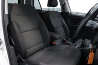 USED 2015 15 VOLKSWAGEN GOLF 1.6 TDI BlueMotion Tech Match Hatchback 5dr Diesel Manual Euro 5 (s/s) (105 ps) Adaptive Cruise Control, &pound;20 Tax, Full Service History