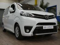 USED 2022 72 TOYOTA PROACE VERSO 1.5D Shuttle Medium MPV 5dr Diesel Manual MWB Euro 6 (s/s) (9 Seat) (120 ps) 9 SEAT SAT NAV BLUETOOTH PARKING SENSORS 1 OWNER SERVICE HISTORY TOYOTA WARRANTY TILL OCT 2032