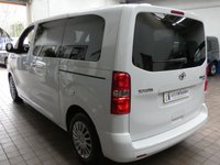 USED 2022 72 TOYOTA PROACE VERSO 1.5D Shuttle Medium MPV 5dr Diesel Manual MWB Euro 6 (s/s) (9 Seat) (120 ps) 9 SEAT SAT NAV BLUETOOTH PARKING SENSORS 1 OWNER SERVICE HISTORY TOYOTA WARRANTY TILL OCT 2032