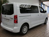 USED 2022 72 TOYOTA PROACE VERSO 1.5D Shuttle Medium MPV 5dr Diesel Manual MWB Euro 6 (s/s) (9 Seat) (120 ps) 9 SEAT SAT NAV BLUETOOTH PARKING SENSORS 1 OWNER SERVICE HISTORY TOYOTA WARRANTY TILL OCT 2032