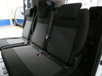 USED 2022 72 TOYOTA PROACE VERSO 1.5D Shuttle Medium MPV 5dr Diesel Manual MWB Euro 6 (s/s) (9 Seat) (120 ps) 9 SEAT SAT NAV BLUETOOTH PARKING SENSORS 1 OWNER SERVICE HISTORY TOYOTA WARRANTY TILL OCT 2032