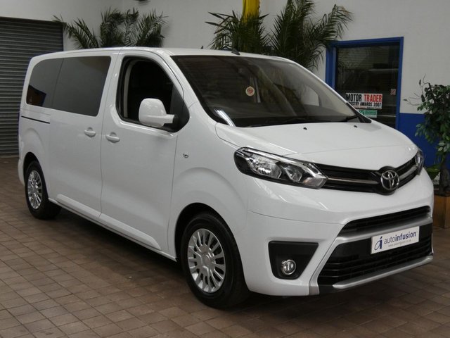 2022 72 Toyota Proace Verso 1.5D Shuttle Medium MPV 5dr Diesel Manual MWB Euro 6 (s/s) (9 Seat) (120 ps)