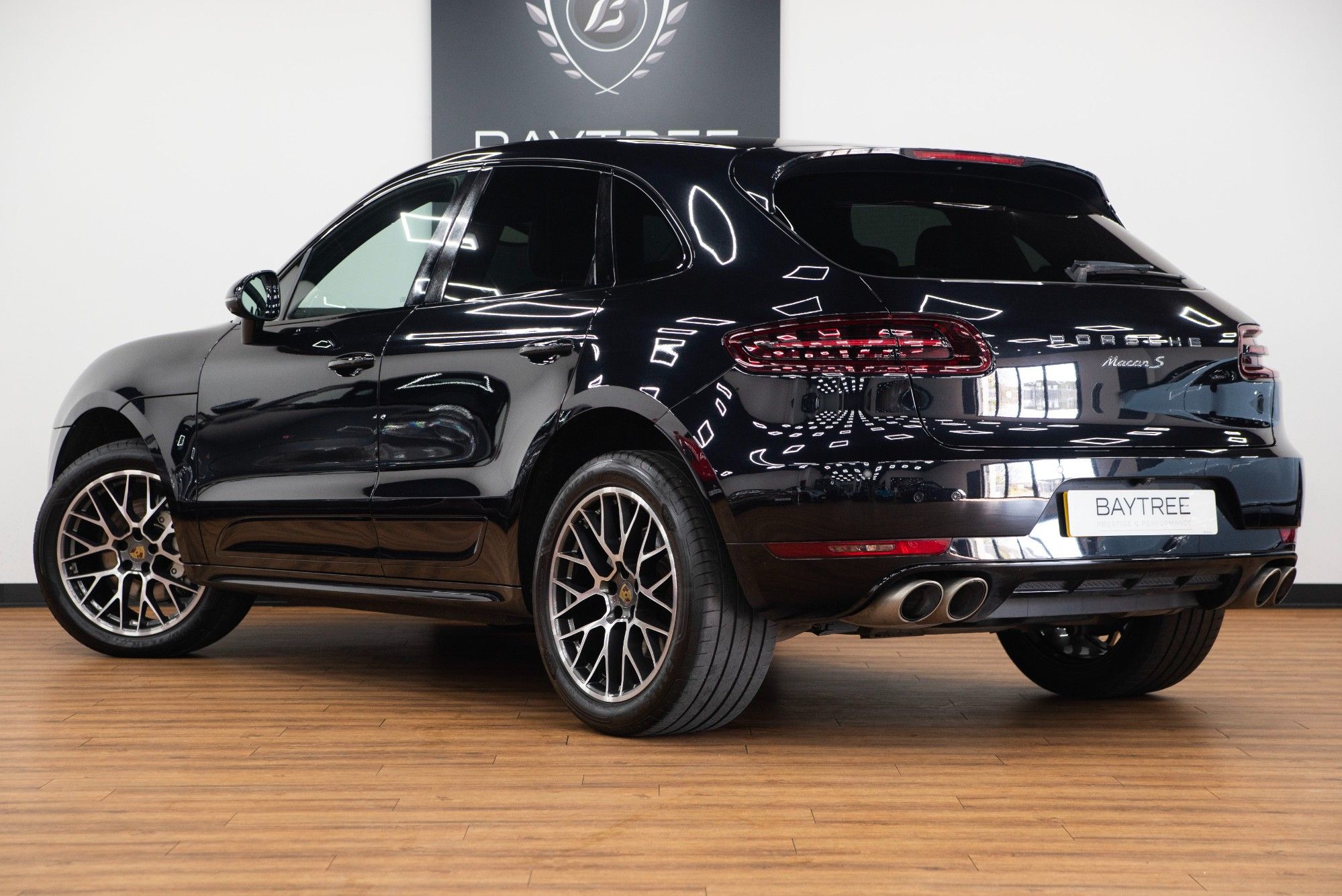 USED 2017 PORSCHE MACAN 3.0 TD V6 S SUV 