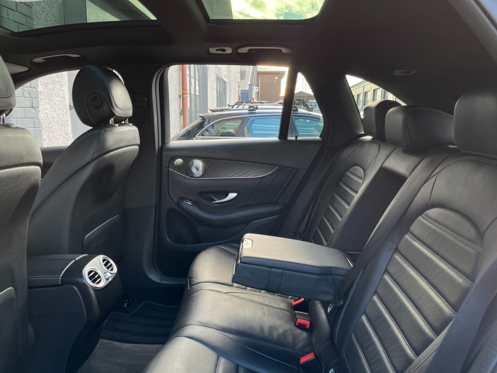 USED 2020 20 MERCEDES-BENZ GLC 2.0 GLC300d AMG Line (Premium Plus) SUV 5dr Diesel G-Tronic+ 4MATIC Euro 6 (s/s) (245 ps) 