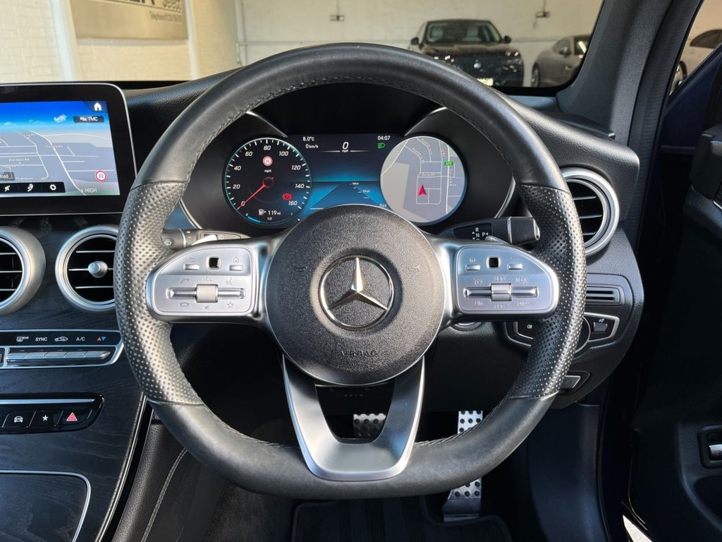 USED 2020 20 MERCEDES-BENZ GLC 2.0 GLC300d AMG Line (Premium Plus) SUV 5dr Diesel G-Tronic+ 4MATIC Euro 6 (s/s) (245 ps) 