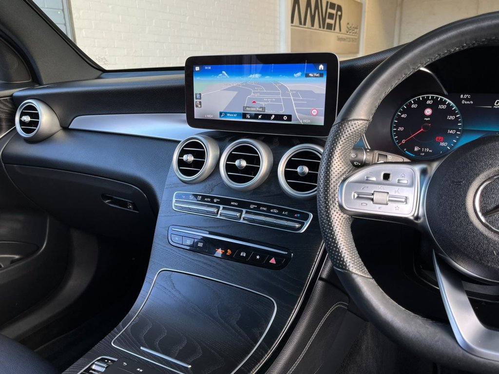 USED 2020 20 MERCEDES-BENZ GLC 2.0 GLC300d AMG Line (Premium Plus) SUV 5dr Diesel G-Tronic+ 4MATIC Euro 6 (s/s) (245 ps) 