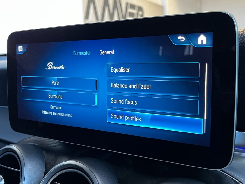 USED 2020 20 MERCEDES-BENZ GLC 2.0 GLC300d AMG Line (Premium Plus) SUV 5dr Diesel G-Tronic+ 4MATIC Euro 6 (s/s) (245 ps) 
