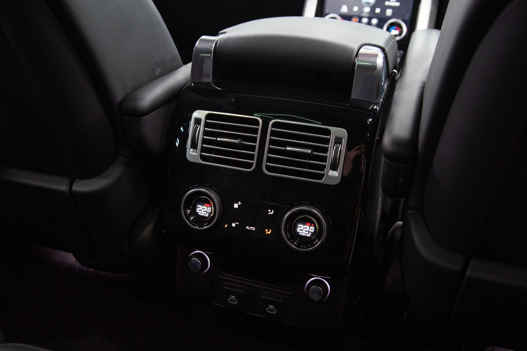 USED 2021 LAND ROVER RANGE ROVER 2.0 P400e Westminster Black Petrol Plug-in Hybrid 