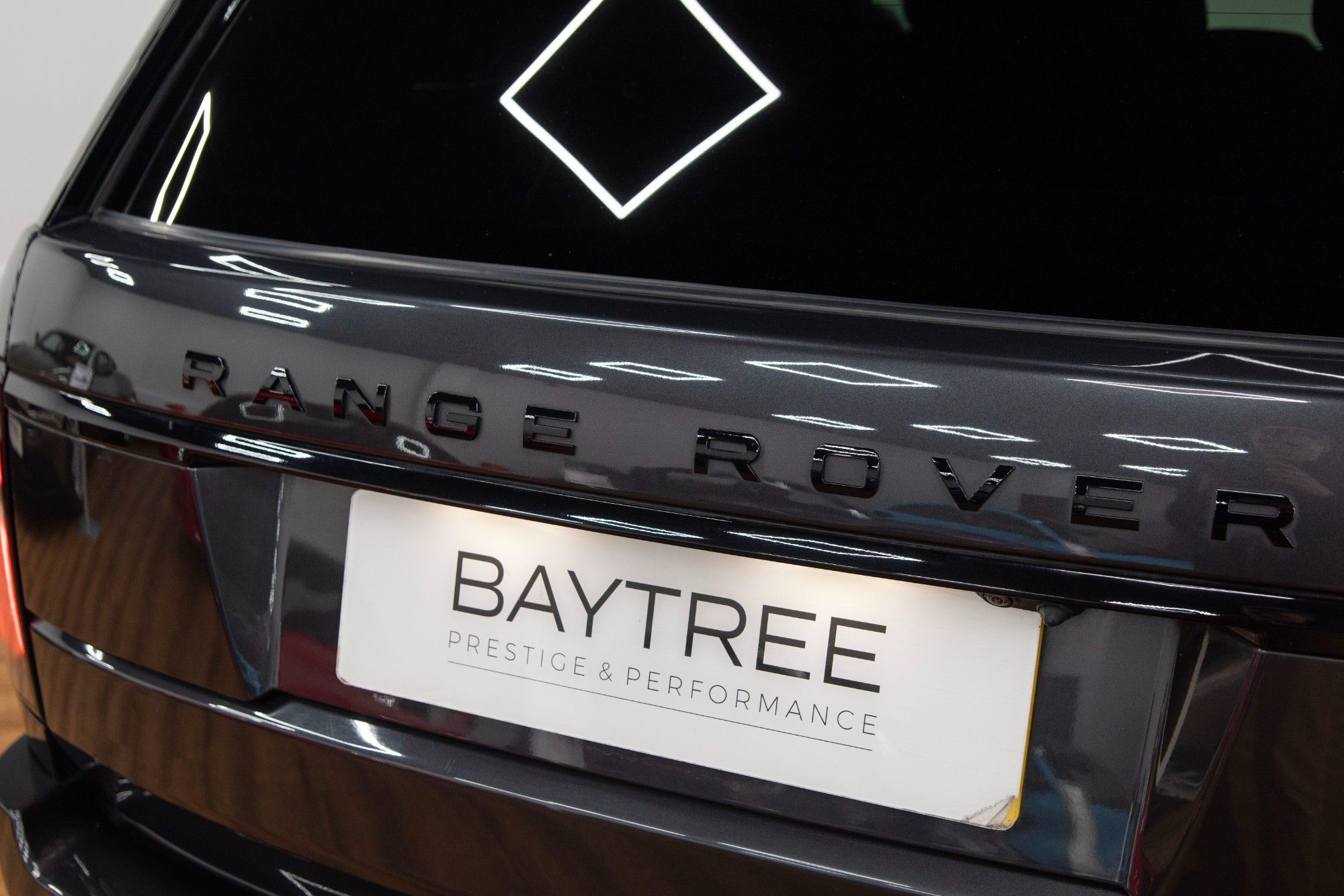 USED 2021 LAND ROVER RANGE ROVER 2.0 P400e Westminster Black Petrol Plug-in Hybrid 