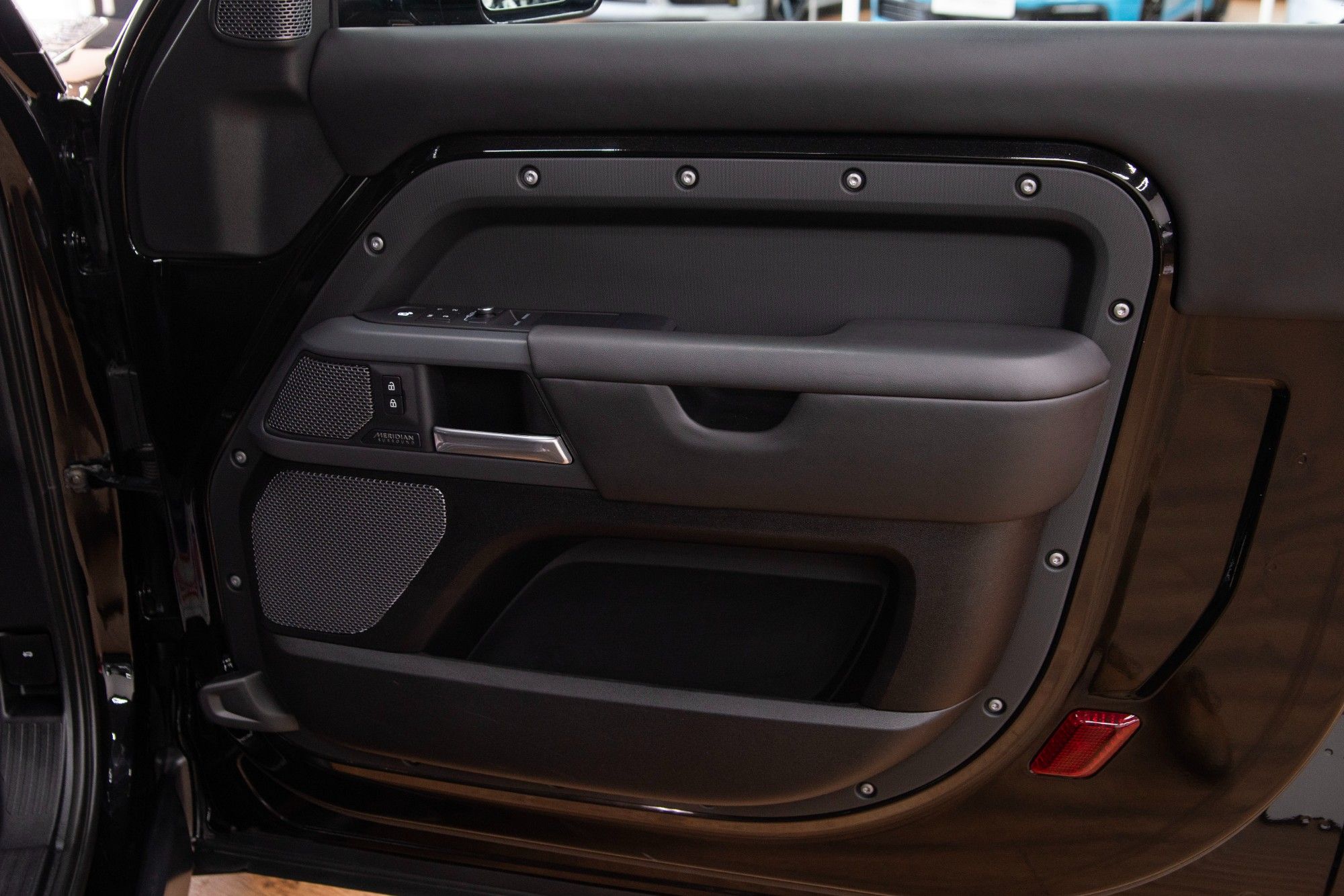 USED 2021 LAND ROVER DEFENDER 90 3.0 P400 MHEV X 