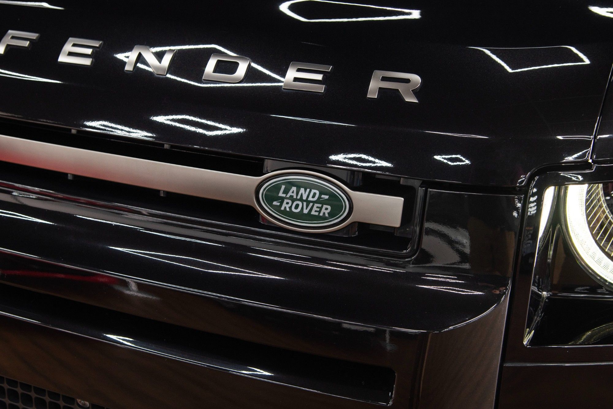 USED 2021 LAND ROVER DEFENDER 90 3.0 P400 MHEV X 