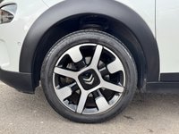 USED 2019 69 CITROEN C4 CACTUS 1.2 PureTech Flair Hatchback 5dr Petrol EAT6 Euro 6 (s/s) (130 ps) Full Main Dealer Service History  |  1 Owner from Brand New  |  2 Keys