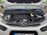 USED 2019 69 CITROEN C4 CACTUS 1.2 PureTech Flair Hatchback 5dr Petrol EAT6 Euro 6 (s/s) (130 ps) Full Main Dealer Service History  |  1 Owner from Brand New  |  2 Keys