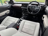USED 2019 69 CITROEN C4 CACTUS 1.2 PureTech Flair Hatchback 5dr Petrol EAT6 Euro 6 (s/s) (130 ps) Full Main Dealer Service History  |  1 Owner from Brand New  |  2 Keys
