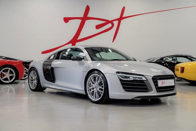2014 64 Audi R8 5.2 FSI V10 Plus Coupe 2dr Petrol S Tronic quattro Euro 5 (550 ps)