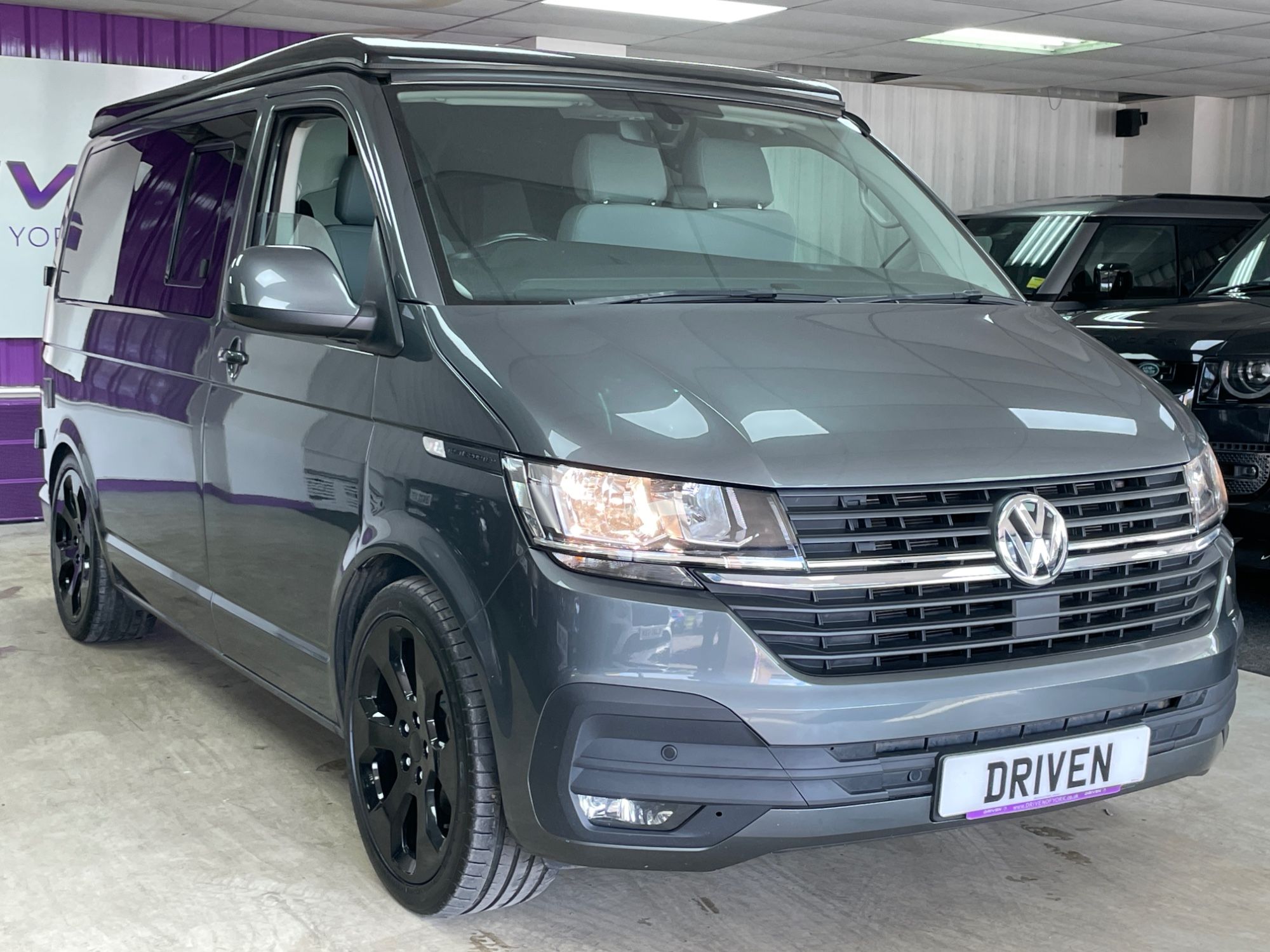 USED 2021 71 VOLKSWAGEN TRANSPORTER 2.0 TDI T28 Highline Panel Van 5dr Diesel Manual FWD SWB Euro 6 (s/s) (110 ps) 