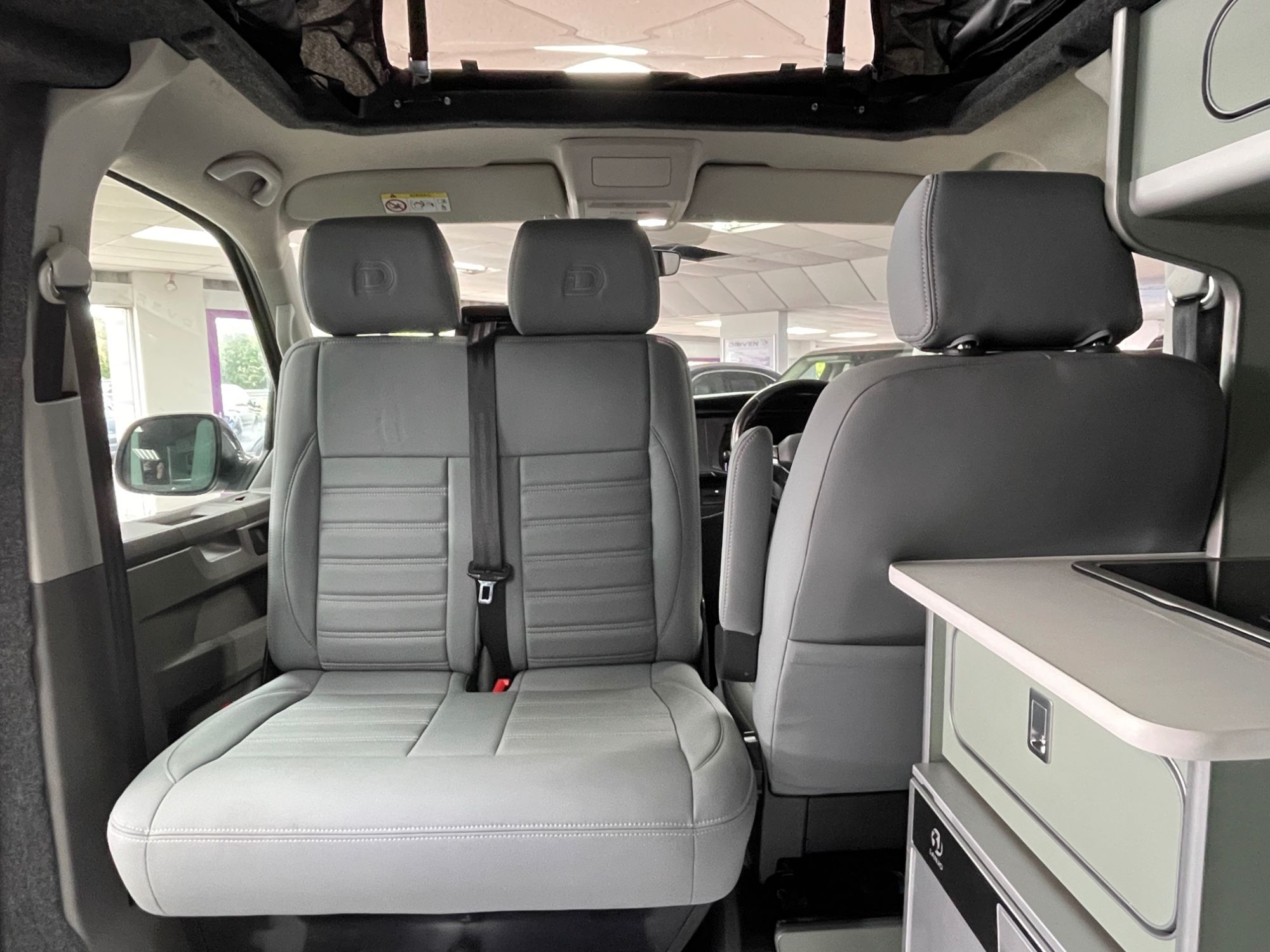 USED 2021 71 VOLKSWAGEN TRANSPORTER 2.0 TDI T28 Highline Panel Van 5dr Diesel Manual FWD SWB Euro 6 (s/s) (110 ps) 