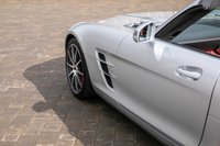 USED 2011 61 MERCEDES-BENZ SLS 6.2 63 V8 AMG Roadster 2dr Petrol SpdS DCT Euro 5 (571 ps) PERFECT CAR FOR A COLLECTOR
