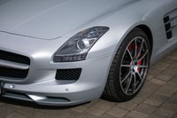 USED 2011 61 MERCEDES-BENZ SLS 6.2 63 V8 AMG Roadster 2dr Petrol SpdS DCT Euro 5 (571 ps) PERFECT CAR FOR A COLLECTOR