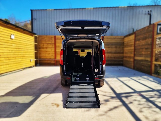 View our FIAT DOBLO