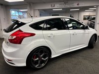 USED 2013 63 FORD FOCUS 2.0T EcoBoost ST-2 Hatchback 5dr Petrol Manual Euro 5 (s/s) (250 ps) UK DELIVERY FLAT FEE &pound;175 (SUBJECT TO DEAL) *OVER 100 IMAGES ON OUR WEBSITE*BESPOKE FINANCE ARRANGED*PART EXCHANGE WELCOME*ALL VEHICLES HPI CLEAR