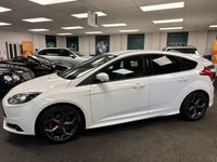 USED 2013 63 FORD FOCUS 2.0T EcoBoost ST-2 Hatchback 5dr Petrol Manual Euro 5 (s/s) (250 ps) UK DELIVERY FLAT FEE &pound;175 (SUBJECT TO DEAL) *OVER 100 IMAGES ON OUR WEBSITE*BESPOKE FINANCE ARRANGED*PART EXCHANGE WELCOME*ALL VEHICLES HPI CLEAR