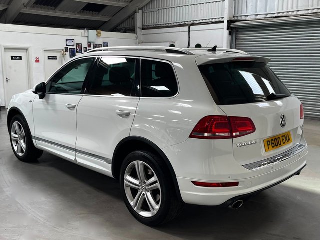 View our VOLKSWAGEN TOUAREG