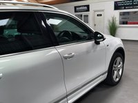 USED 2014 64 VOLKSWAGEN TOUAREG 3.0 TDI V6 BlueMotion Tech R-Line SUV 5dr Diesel Tiptronic 4WD Euro 5 (s/s) (245 ps) PAN ROOF+20"ALLOYS+MEMORY PACK