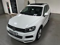 USED 2014 64 VOLKSWAGEN TOUAREG 3.0 TDI V6 BlueMotion Tech R-Line SUV 5dr Diesel Tiptronic 4WD Euro 5 (s/s) (245 ps) PAN ROOF+20"ALLOYS+MEMORY PACK