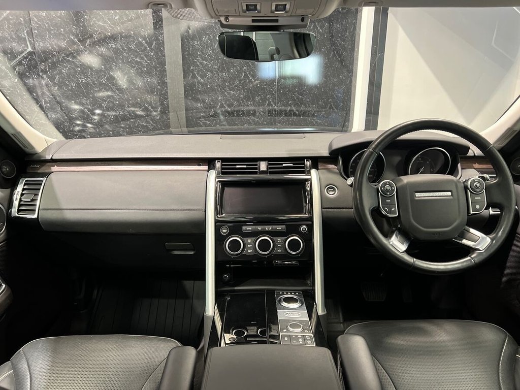 USED 2017 17 LAND ROVER DISCOVERY 3.0 TD V6 HSE SUV 5dr Diesel Auto 4WD Euro 6 (s/s) (258 ps) DEPLOY TOW BAR|1 YEAR WARRANTY