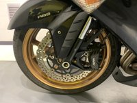 USED 2010 59 KAWASAKI ZZR1400 - BUY ONLINE 24 HRS A DAY - FINANCE AVAILABLE - ALL TYPES OF CREDIT ACCEPTED WITH HAWK CARBON FIBRE EXHAUSTS