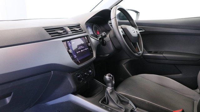 2021 Seat Arona 1L SE Technology 5dr - Photo 3