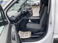 USED 2021 70 PEUGEOT PARTNER 1.5 BlueHDi 950 LWB Crew Cab , 61,700 miles, 1 owner, Full Service History, Euro 6, ULEZ, 5-speed, A/C, Bluetooth & more! Final price +VAT @ 20%! APPROVED CARS AND FINANCE ARE PLEASED TO OFFER THIS PEUGEOT PARTNER 1.5 BLUEDi 950 PROFESSIONAL LONG IN WHITE WITH 61,700 MILES AND A FULL SERVICE HISTORY, 1 OWNER FROM NEW, ULEZ COMPLIANT EURO 6 DIESEL LONG WHEEL BASE CREW CAB WITH 3 REAR SEAT WITH A GREAT SPEC SUCH AS A  5 SPEED MANUAL GEARBOX, AIR CONDITIONING, BLUETOOTH CONNECTIVITY, 16 INCH STEEL WHEELS, 8 INCH TOUCHSCREEN DISPLAY, ULL STEEL BULKHEAD, ELECTRIC WINDOWS, ELECTRIC MIRRORS, DAB RADIO, REAR PARKING SENSORS,  AND MUCH MUCH MORE!