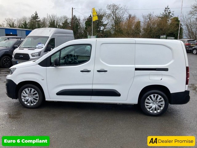 2021 PEUGEOT PARTNER - Photo 8