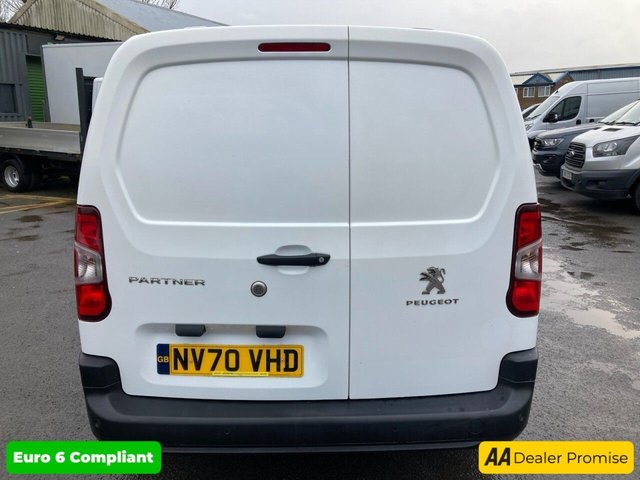 2021 PEUGEOT PARTNER - Photo 12