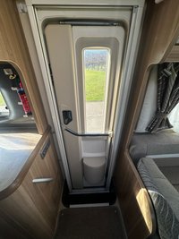 USED 2013 13 SWIFT KON-TIKI 669 4 BERTH 4 TRAVEL SEATS AUTOMATIC AUTOMATIC 180 BHP
