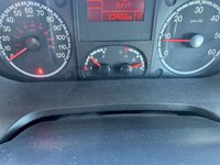 USED 2013 13 SWIFT KON-TIKI 669 4 BERTH 4 TRAVEL SEATS AUTOMATIC AUTOMATIC 180 BHP