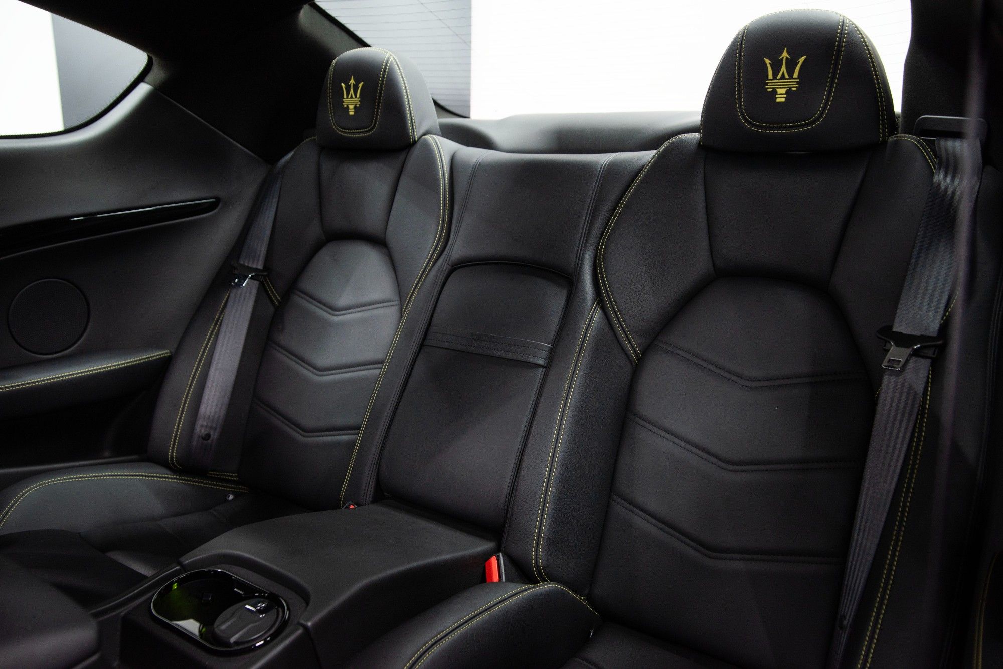 USED 2019 69 MASERATI GRANTURISMO 4.7 V8 Sport Nerissimo Coupe 
